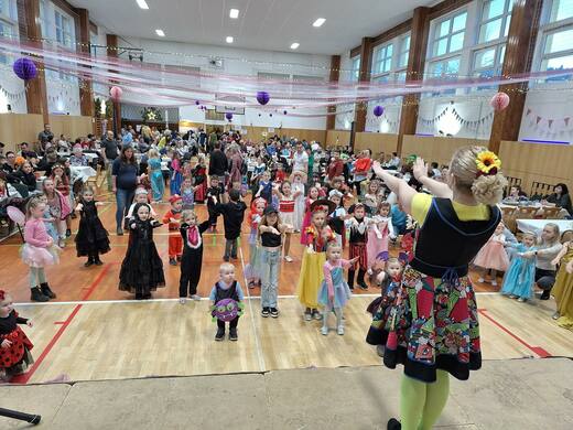 Barevňáci - show na dětský karneval